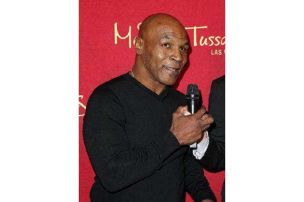 Auch Boxer Mike Tyson konnte sich nur durch eine Insolvenz aus seinen finanziellen Schwierigkeiten befreien, dabei hatte er ...