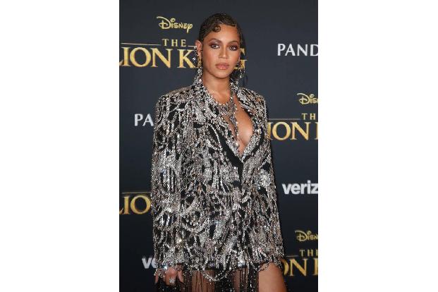 ...Films ist aber ohne Zweifel die Queen of Pop, Beyoncé, die auch das aufsehenerregendste Outfit auf der Premiere trug - wi...