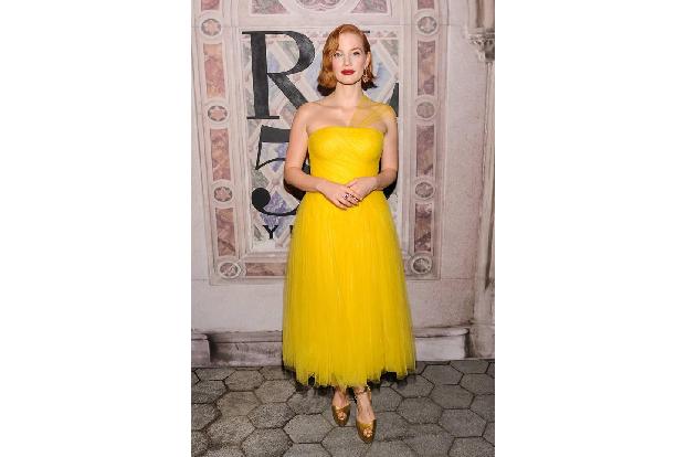 Auch Schauspielerin Jessica Chastain hatte früh den richtigen Riecher und kam auf einem Ralph-Lauren-Event farbenfroh daher.