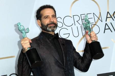 …Tony Shalhoub hat mit seinen 65 Jahren zwar schon mehr Preise eingeheimst, über den SAG Award als bester Darsteller in eine...