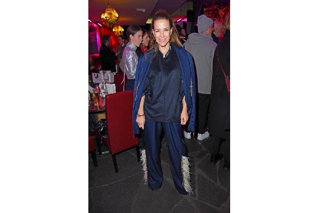 ...Alexandra Neldel - auch wenn es immer schön ist, Alexandra Neldel zu sehen. Formvollendet war ihr Outfit allerdings nicht...