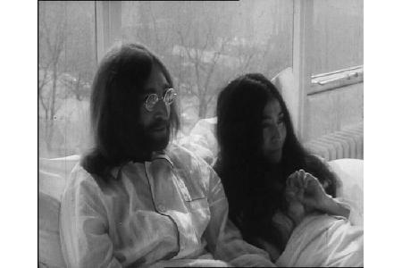 Als John Lennon 1980 in New York erschossen wurde, befand sich der Ex-Beatle gerade mitten in einem erfolgreichen Comeback u...