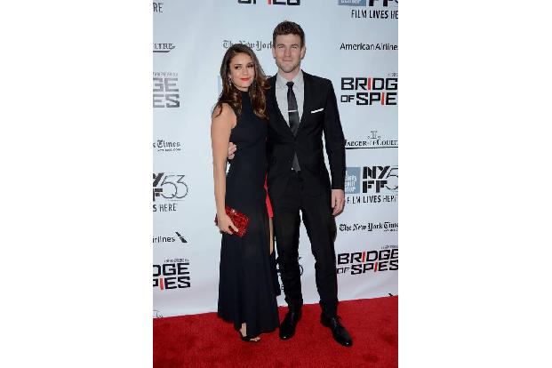 ...Nina fand ein neues Liebesglück in Filmstar Austin Stowell, mit dem sie von Oktober 2015 bis Anfang 2016 zusammen war und...