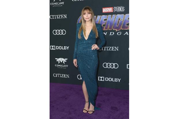 ...Tatsache, wie ihre Schwestern von den Medien behandelt wurden, entschied Elizabeth Olsen, das Filmbusiness sei nicht das ...