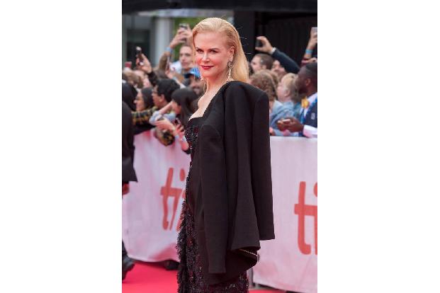 ...Nicole Kidman ab: 'The Goldfinch', der auf dem Roman 'Der Diestelfink' von Donna Tartt basiert, einem Epos, das mit dem P...