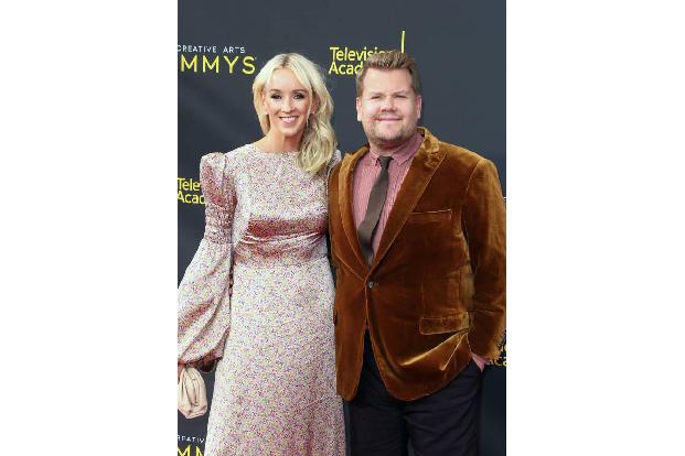 ...James Cordens 'Late Late Show', unter anderem für James' Carpool-Karaoke mit Paul McCartney als bestes 'Variety Special'....