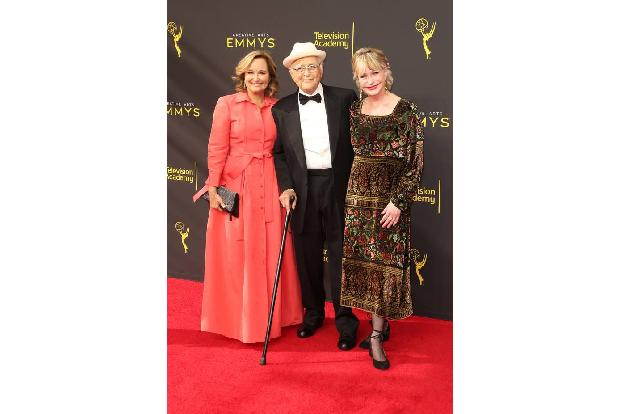 ...Emmy-Gewinner aller Zeiten ist Norman Lear, stolz 97 Jahre alt und ausgezeichnet für das beste 'Variety Special': 'Live i...