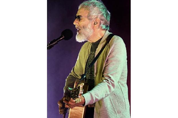 ...Islam hieß einst Cat Stevens. Nachdem er 1976 fast ertrunken wäre, begann er zu suchen - nach dem Sinn des Lebens. Der Is...