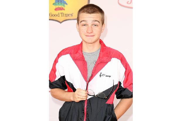 12 Jahre lang wurde Angus T. Jones praktisch vor den Augen von Millionen von Fans erwachsen. Der Schauspieler, der die Rolle...