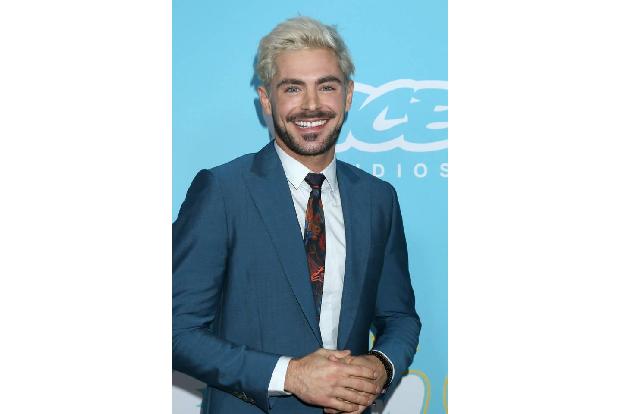 Nach all den Stars, die zu ihren Zahnlücken stehen, ist es kaum verständlich, dass sich Schauspieler Zac Efron seine hat weg...