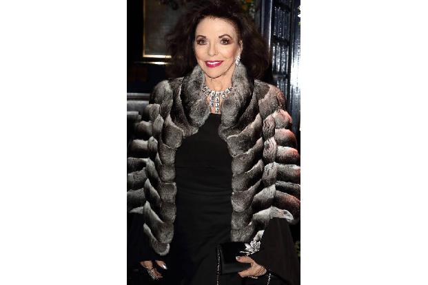 ...Joan Collins war in ihren 20ern, als sie von ihrem damaligen Verlobten Warren Beatty schwanger wurde. Ein Baby hätte ihre...