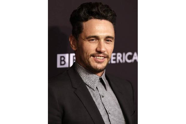 James Franco hat die Inspiration für die Namen seiner Katzen Sammy und Zelda aus der Literatur. Zelda Fitzgerald war Schrift...