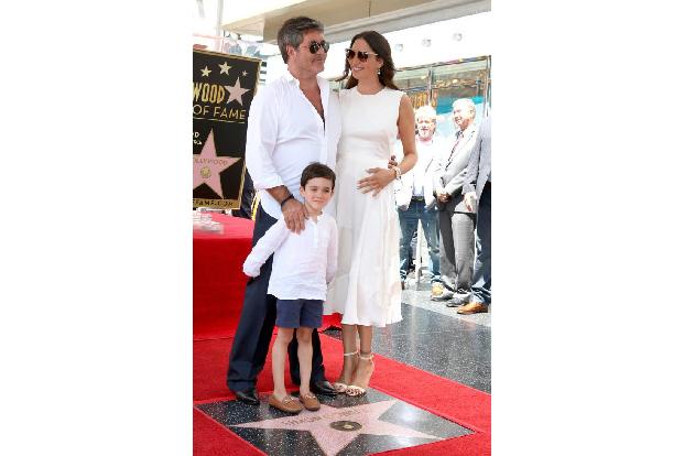 Den sonnigen Tag mit der Familie genoss auch Simon Cowell im August letzten Jahres. Seine Partnerin Lauren Silverman und der...