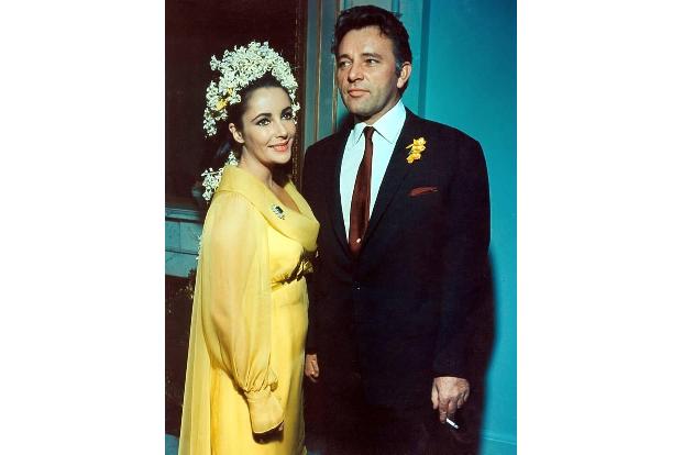 Elizabeth Taylor und Richard Burton hatten eine besondere Liebesgeschichte. Die beiden verstorbenen Hollywood-Größen wagten ...