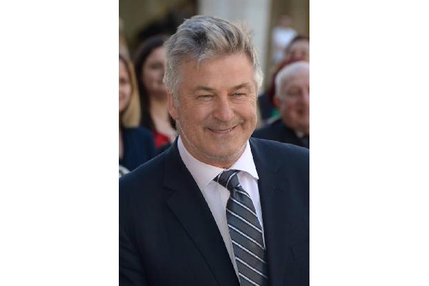 Auch Alec Baldwin durfte ein Jahr vorher, also im Jahr 2010, in einer Duo-Modertionskombination vor die Oscar-Kamera treten....