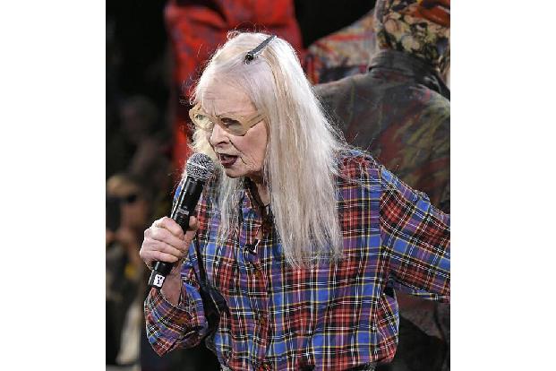 Eine Aktivistin und Punk-Ikone wie Vivienne Westwood wählt selbstverständlich nicht die Tories. Die Modedesignerin unterzeic...