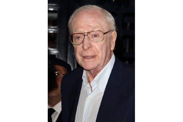 Auch Michael Caine steht politisch heutzutage eher rechts, ist ein großer Verfechter des Brexits. Dabei war die meiste Zeit ...