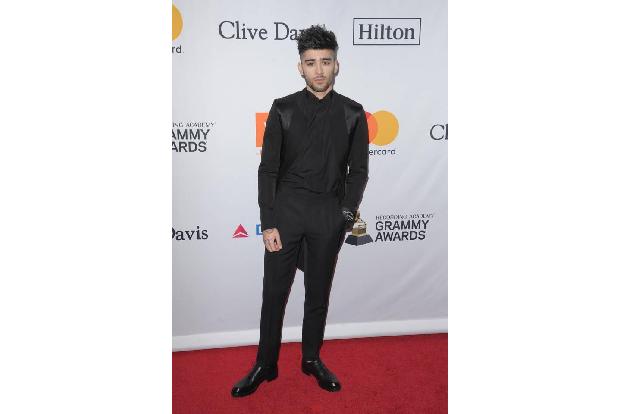 ...Zayn Malik zum Beispiel ist Moslem, und als solcher hat die Geburt Jesu' keine religiöse Bedeutung für ihn. Seine Kollegi...