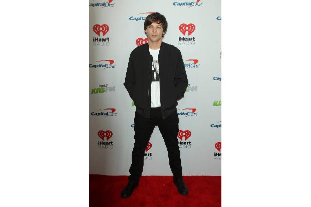 'Don't let it break your heart' heißt die neue Single von Louis Tomlinson.Der ehemalige One-Direction-Sänger hat ein schwere...