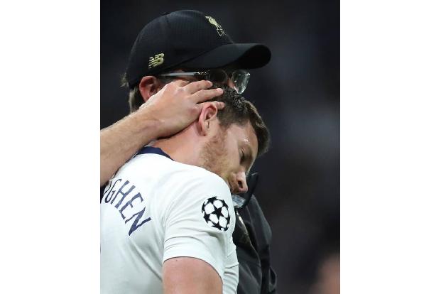 Auf die Frage, warum er so gut auf seine Spieler eingehen kann: 