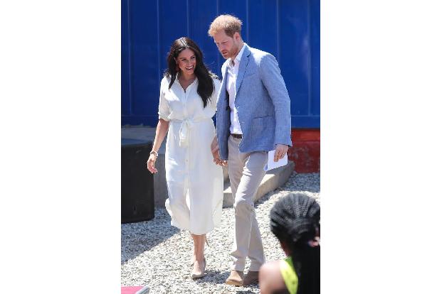Herzogin Meghan und Prinz Harry wollten sich nach dem Ausscheiden aus der vordersten Reihe ein eigenes Leben aufbauen. Die M... Herzogin Meghan und Prinz Harry wollten sich nach dem Ausscheiden aus der vordersten Reihe ein eigenes Leben aufbauen. Die M...