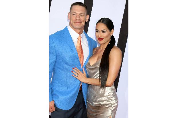 John Cena war derjenige, der kalte Füße bekam: Im Mai 2018 sollte er Nikki Bella heiraten, doch einen Monat zuvor sagte er d...