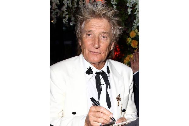 1982 war Rod Stewart gemeinsam mit seinem Assistenten und seiner dreijährigen Tochter auf dem Weg zu seinem Auto in Los Ange...