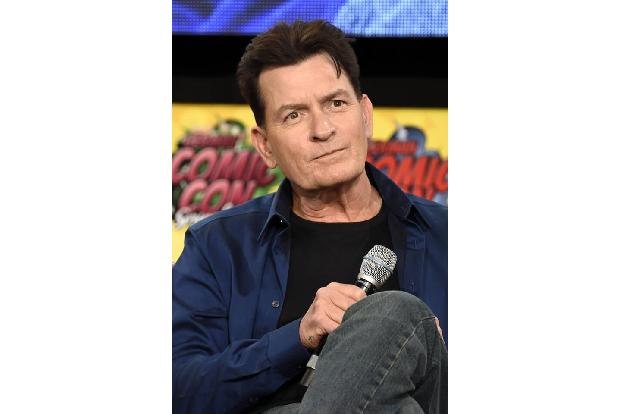 Charlie Sheen stimmt ihr da zu, denn er geriet mit seiner Ex Denise Richards in einen heftigen Streit, als es darum ging, di...