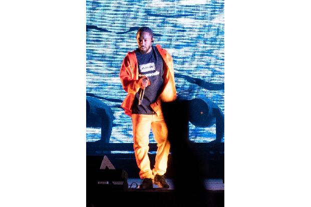 Speziell war der Fall bei Kendrick Lamars 'To Pimp a Butterfly'. Das Album war nämlich schon zwei Wochen vor Veröffentlichun...