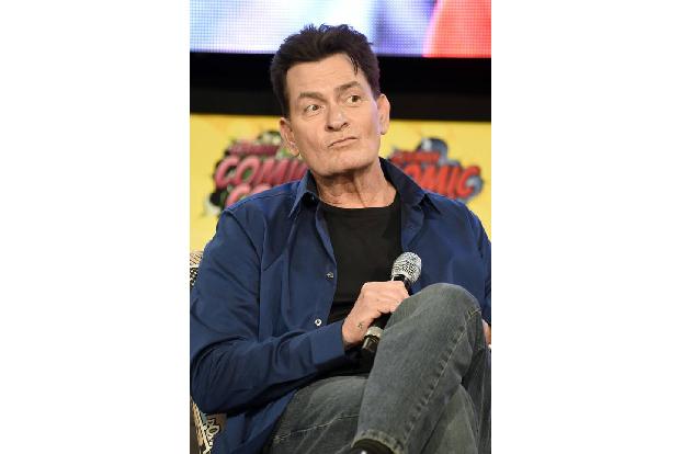 Dass Charlie Sheen, dessen zweiter Vorname Chaospilot sein könnte, Kreditkartenschulden anhäufte, wundert zugegebenermaßen n...