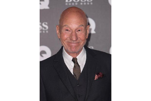 Trotz seines Erfolgs in Film und Fernsehen blieb Patrick der Bühne immer treu, ist auch eng mit seinem Kollegen Ian McKellen...