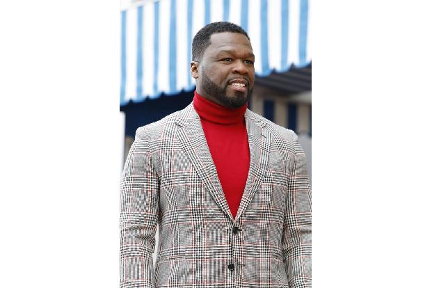 …dass Nachbarschaften sicherer und sauberer wurden. Sie sagte später über den Hip-Hopper: “Er hat mein Leben lebenswert gema...