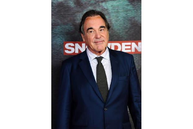 Regisseur Oliver Stone meldete sich während des Vietnamkrieges sogar freiwillig zum Dienst an der Front, wurde zwei Mal verl...
