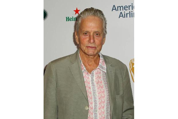 Der Sohn von Michael Douglas wurde mehrfach wegen Drogenbesitzes festgenommen. 2010 wurde er mit einem halben Pfund Meth und...