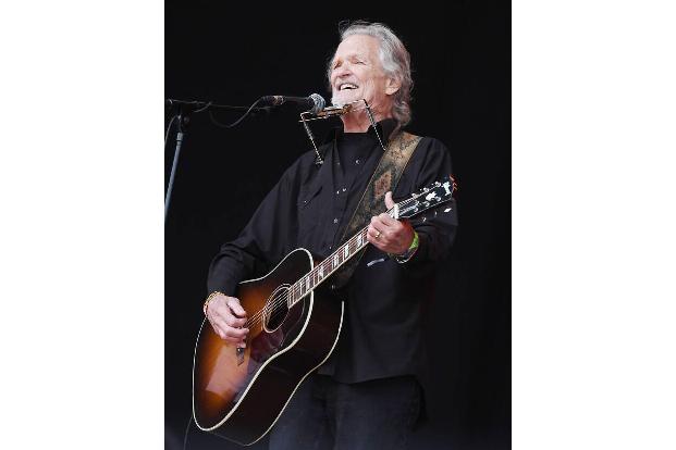 ...Musiklegende Kris Kristofferson, er leide unter Alzheimer. Dann wurde er aber auf Lyme-Borreliose getestet und erhielt di...