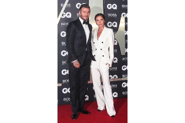 ...David und Victoria Beckham waren eine der ersten, die in Dubai investierten, indem sie sich eine Villa mitsamt Strand kau...