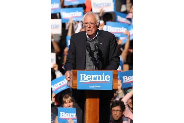 Bernie Sanders war nicht immer Politiker. In jungen Jahren arbeitete der Senator aus Vermont als Tischler. Sein alter Freund...