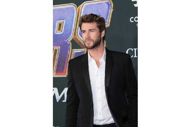 Liam Hemsworth wäre nach der Trennung von Miley Cyrus zusammengebrochen, hätte er sich nicht abzulenken gewusst. Um sich zu ... Liam Hemsworth wäre nach der Trennung von Miley Cyrus zusammengebrochen, hätte er sich nicht abzulenken gewusst. Um sich zu ...