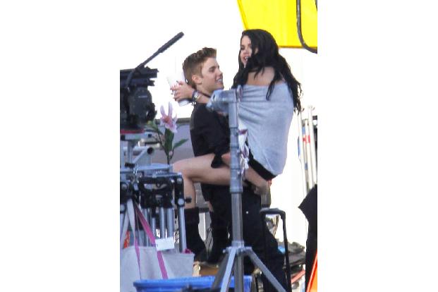 Aber auch mit Selena Gomez nahm Justin Bieber mehrere Anläufe. 2011 wurden sie ein Paar, doch Ende 2012 war Schluss. 2014 ka...