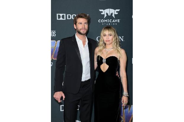 Auch Miley Cyrus und Liam Hemsworth kennen sich mit der Jo-Jo-Liebe nur zu gut aus. 2009 lernten sie sich beim Filmdreh kenn...