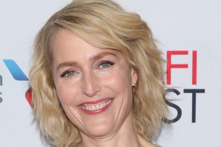 Schauspielerin Gillian Anderson wünscht sich, dass die Menopause allgemein als die enorme Veränderung anerkannt wird, die si...