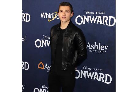 Tom Holland ist als junger Spider-Man berühmt geworden, mittlerweile ist er fast erwachsen. Im Original des neuen Animations...