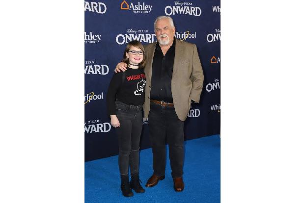 ...John Ratzenberger zu hören, denn der Synchron-Veteran war bereits in zahlreichen Pixar-Produktionen dabei, zum Beispiel i...