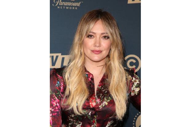 ...acht Jahren ließ sich Hilary Duff von ihrer Mama bilden, denn Hilary arbeitete bereits hart an ihrer Schauspielkarriere. ...