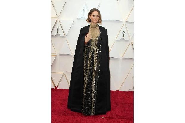 ...bevor Natalie Portman ihren Oscar für 'Black Swan' gewann, trat sie in Devendra Banharts 'Carmensita' auf. Ganz jung noch...
