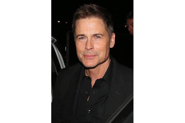 Ähnliches widerfuhr auch Rob Lowe. Der Schauspieler war einst in einen Gerichtsfall verwickelt, in dem es immerhin um 1,5 Mi...
