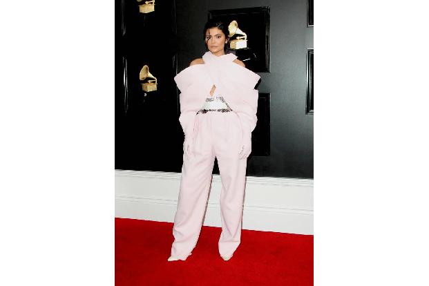 Kylie Jenner lebt ein Leben im Luxus. Doch als die Reality-Queen 2015 ihr eigenes Lip-Kit auf den Markt brachte, waren die K...