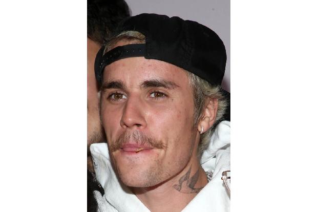 …nach Großbritannien zurückzuschicken, nachdem dieser die US-Waffengesetze kritisiert hatte. Auch Justin Biebers kanadischer...