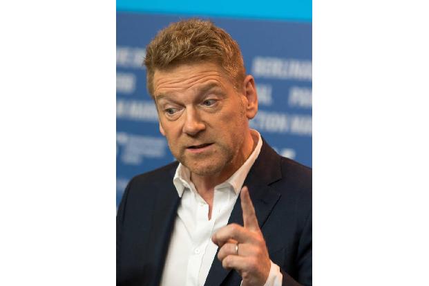 Dann ging es steil bergauf. Mit 23 Jahren wurde er zum jüngsten Schauspieler, der jemals in der Titelrolle von Shakespeares ...