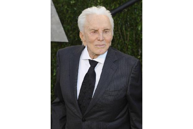 Als Issur Danielowitsch Demsky wurde er 1916 in Amsterdam geboren – wer konnte ahnen, dass er als Kirk Douglas einer der gan...